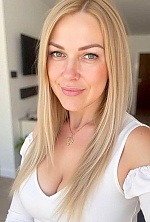 Ukrainian mail order bride Liliya from Eschweiler with blonde hair and grey eye color - image 7