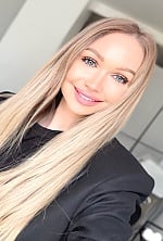 Ukrainian mail order bride Anastasia from Düsseldorf with blonde hair and blue eye color - image 9