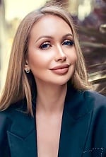 Ukrainian mail order bride Anastasia from Düsseldorf with blonde hair and blue eye color - image 12