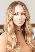 Ukrainian mail order bride Anastasia from Düsseldorf with blonde hair and blue eye color - image 4