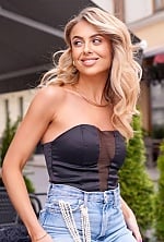 Ukrainian mail order bride Valentina from Khmelnytskyi with blonde hair and green eye color - image 6