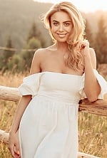 Ukrainian mail order bride Valentina from Khmelnytskyi with blonde hair and green eye color - image 5