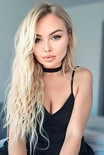 Ukrainian mail order bride Olena from Kyiv with blonde hair and brown eye color - image 2
