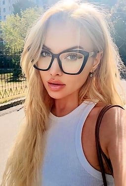 Olena, 42 y.o. from Kyiv, Ukraine