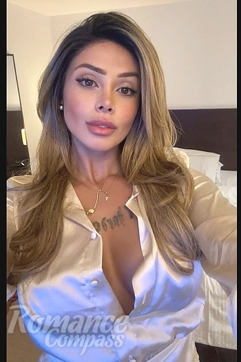 Ukrainian mail order bride Angie from Barranquilla with blonde hair and blue eye color - image 1