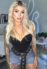 Ukrainian mail order bride Angie from Barranquilla with blonde hair and blue eye color - image 10