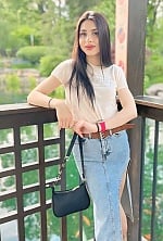 Ukrainian mail order bride Darya from Zaporizhzhya with brunette hair and brown eye color - image 2