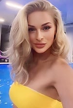 Ukrainian mail order bride Yuliia from Sumy with blonde hair and green eye color - image 6