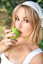Ukrainian mail order bride Mariia from Kremenchug with blonde hair and green eye color - image 2