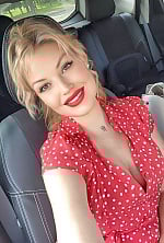 Ukrainian mail order bride Mariia from Kremenchug with blonde hair and green eye color - image 5