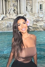 Ukrainian mail order bride Isabela from Rio de Janeiro with light brown hair and hazel eye color - image 5