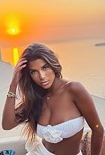 Ukrainian mail order bride Isabela from Rio de Janeiro with light brown hair and hazel eye color - image 6