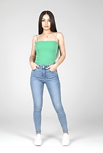 Ukrainian mail order bride Ilona from Kyiv with brunette hair and green eye color - image 8