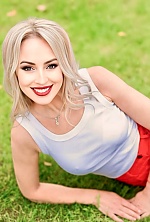 Ukrainian mail order bride Natalia from Berlin with blonde hair and brown eye color - image 4