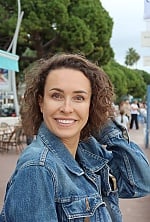 Ukrainian mail order bride Olga from Cannes with brunette hair and brown eye color - image 10