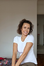 Ukrainian mail order bride Olga from Cannes with brunette hair and brown eye color - image 8