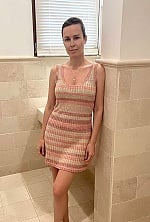 Ukrainian mail order bride Olga from Cannes with brunette hair and brown eye color - image 2