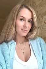 Ukrainian mail order bride Valentina from Kyiv with blonde hair and blue eye color - image 10