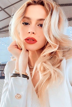 Narine, 40 y.o. from Yerevan, Armenia