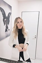 Ukrainian mail order bride Valentina from Prague with blonde hair and brown eye color - image 2