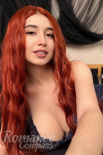 Ukrainian mail order bride Valeria from Kiyiv with red hair and brown eye color - image 1