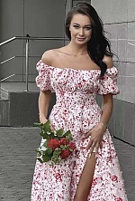 Ukrainian mail order bride Vladyslava from Dnipro with light brown hair and brown eye color - image 3