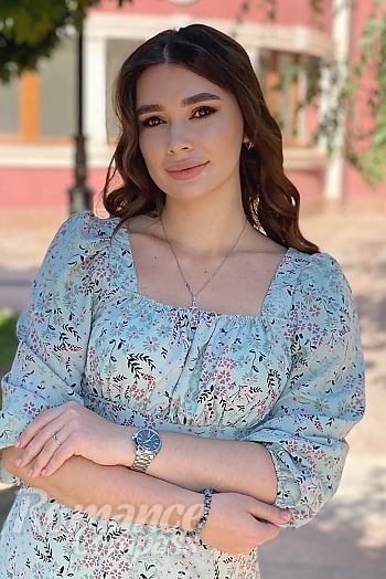 Ukrainian mail order bride Vladyslava from Dnipro with light brown hair and brown eye color - image 1