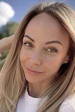 Ukrainian mail order bride Olga from Leipzig with blonde hair and blue eye color - image 15