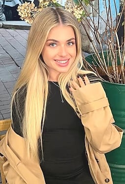 Alina, 29 y.o. from Kyiv, Ukraine