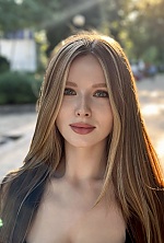 Ukrainian mail order bride Iryna from Kyiv with blonde hair and green eye color - image 6