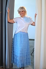 Ukrainian mail order bride Olena from Kyiv with blonde hair and green eye color - image 2