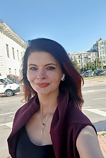 Ukrainian mail order bride Iryna from Berlin with brunette hair and brown eye color - image 4