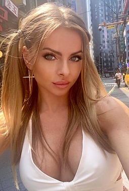 Katarzina, 37 y.o. from Krąków, Poland