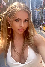 Ukrainian mail order bride Katarzina from Krąk&oacute;w with blonde hair and green eye color - image 6