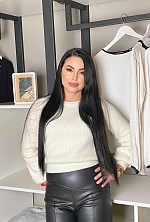 Ukrainian mail order bride Julia from Kyiv with brunette hair and brown eye color - image 19