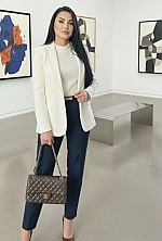 Ukrainian mail order bride Julia from Kyiv with brunette hair and brown eye color - image 35