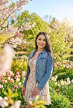 Ukrainian mail order bride Julia from Kyiv with brunette hair and brown eye color - image 38