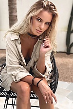Ukrainian mail order bride Elena from Kyiv with blonde hair and green eye color - image 2