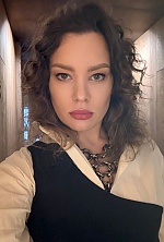 Ukrainian mail order bride Anna from Kyiv with light brown hair and green eye color - image 11