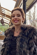 Ukrainian mail order bride Anna from Kyiv with light brown hair and green eye color - image 3