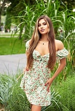 Ukrainian mail order bride Viktoriia from Santa Cruz de Tenerife with brunette hair and brown eye color - image 3