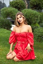 Ukrainian mail order bride Viktoriia from Santa Cruz de Tenerife with brunette hair and brown eye color - image 5