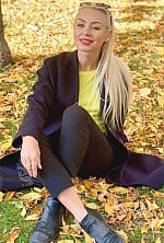 Ukrainian mail order bride Svitlana from Rotterdam with blonde hair and green eye color - image 3