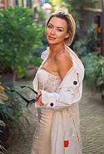 Ukrainian mail order bride Svitlana from Rotterdam with blonde hair and green eye color - image 4