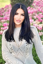 Ukrainian mail order bride Viktoria from Kyiv with black hair and hazel eye color - image 2