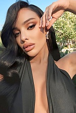 Ukrainian mail order bride Oleksandra from Kyiv with black hair and green eye color - image 2