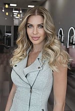 Ukrainian mail order bride Ksenia from Miami with blonde hair and blue eye color - image 2