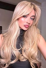 Ukrainian mail order bride Oriana from Buenos Aires with blonde hair and blue eye color - image 8