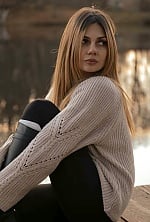 Ukrainian mail order bride Bohdana from Luxembourg with light brown hair and hazel eye color - image 10