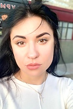 Ukrainian mail order bride Maria from Dresden with brunette hair and brown eye color - image 24